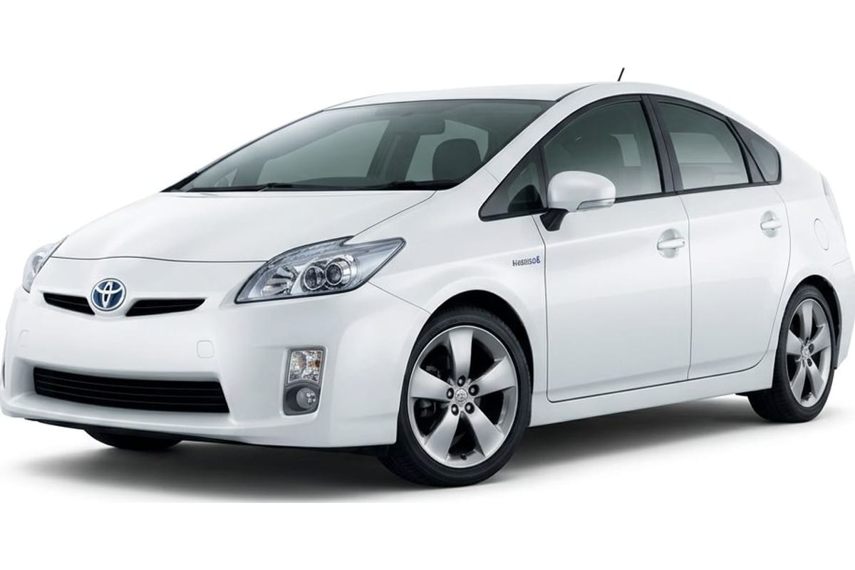 Toyota Prius for hire in Sri Lanka